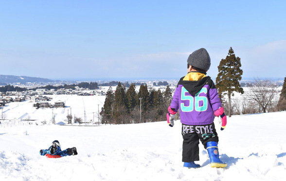 冬の黒部 雪で遊ぶ